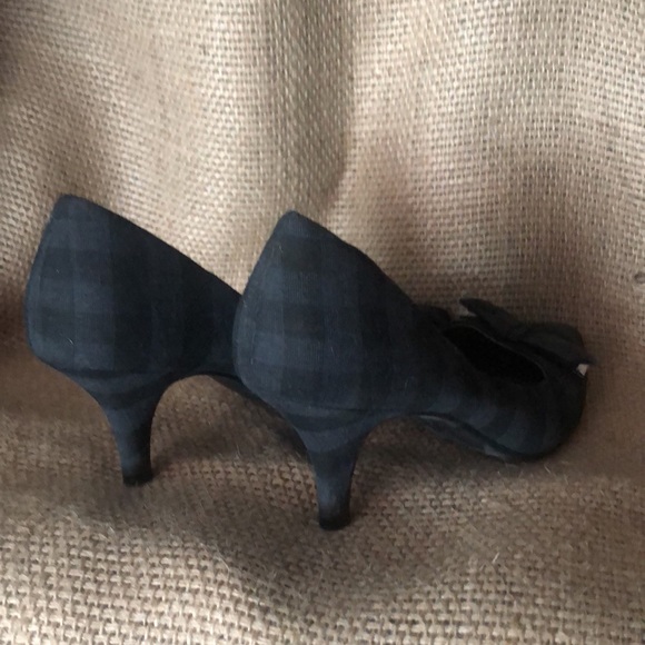 Amelia Grace Plaid pumps with bow - Picture 3 of 3